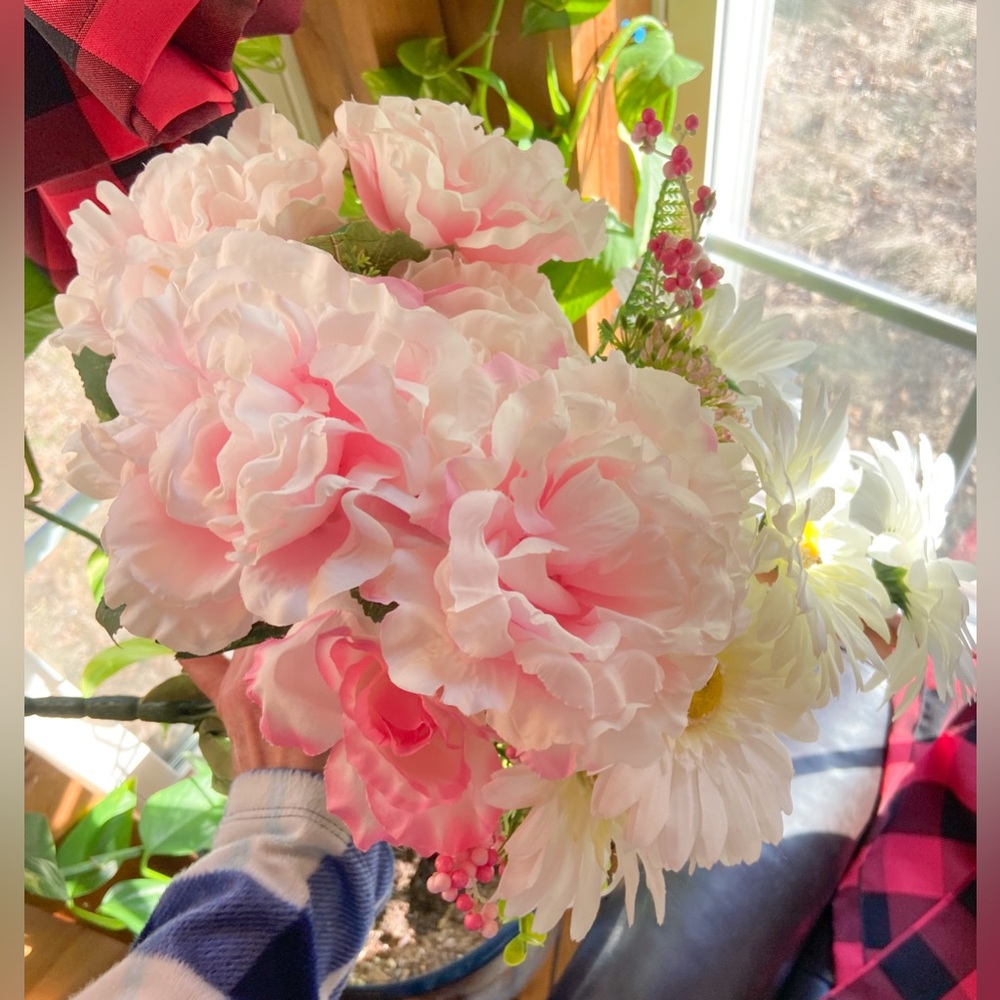 Bundle of Flower/Floral Picks & Garland Home Holiday Decor Artificial Flowers - Picture 2 of 12